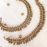 ESSENTIAL ANKLETS